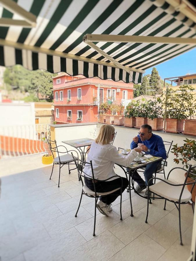 B&B Evelyne Taormina Eksteriør bilde