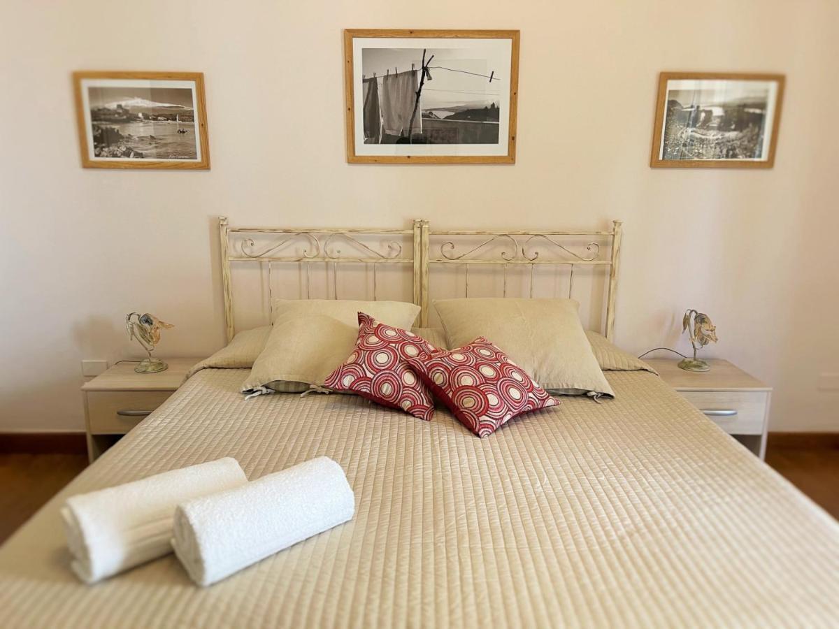 B&B Evelyne Taormina Eksteriør bilde