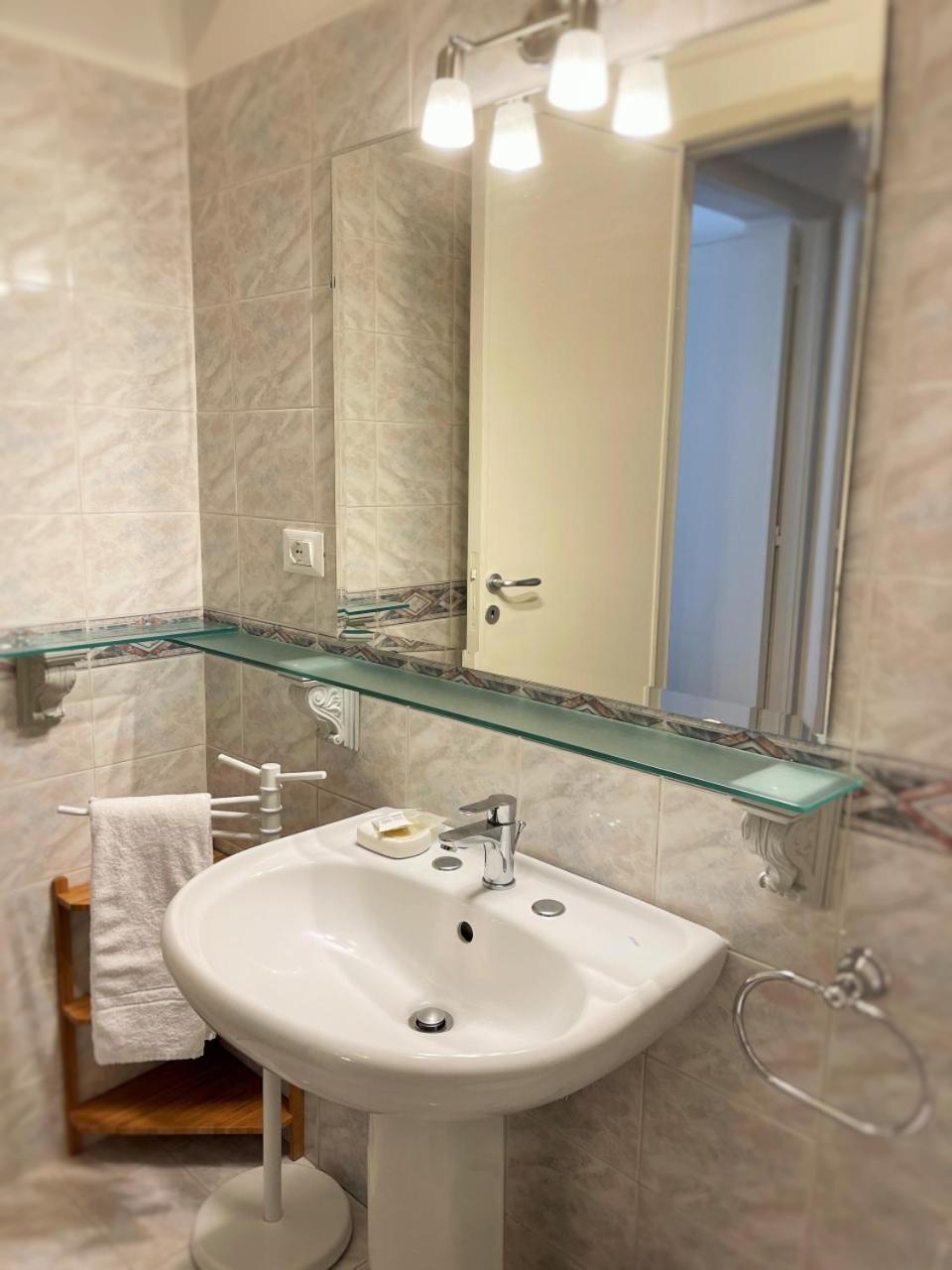 B&B Evelyne Taormina Eksteriør bilde